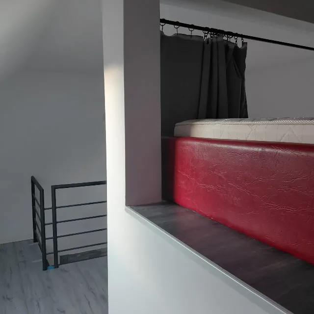 PF vând apart. 3 camere la mansardă pe 2 niveluri – fotografia 5 din 8
