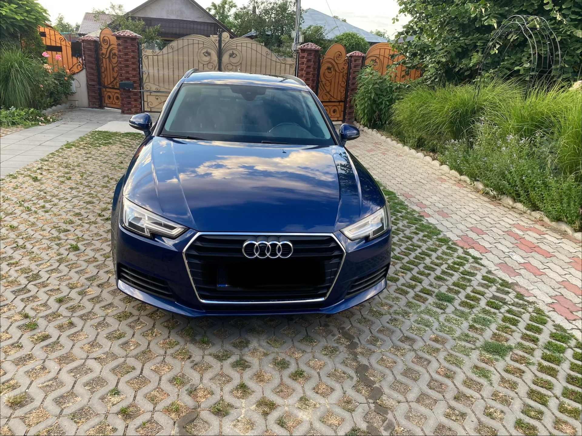 Audi a4 din 2016 – fotografia 1 din 8