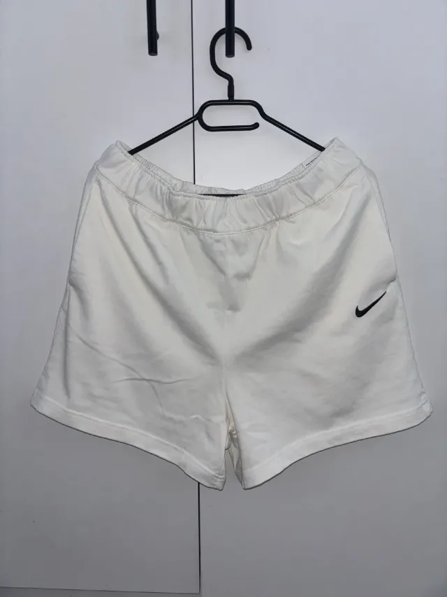Pantaloni scurți damă Nike – fotografia 2 din 6