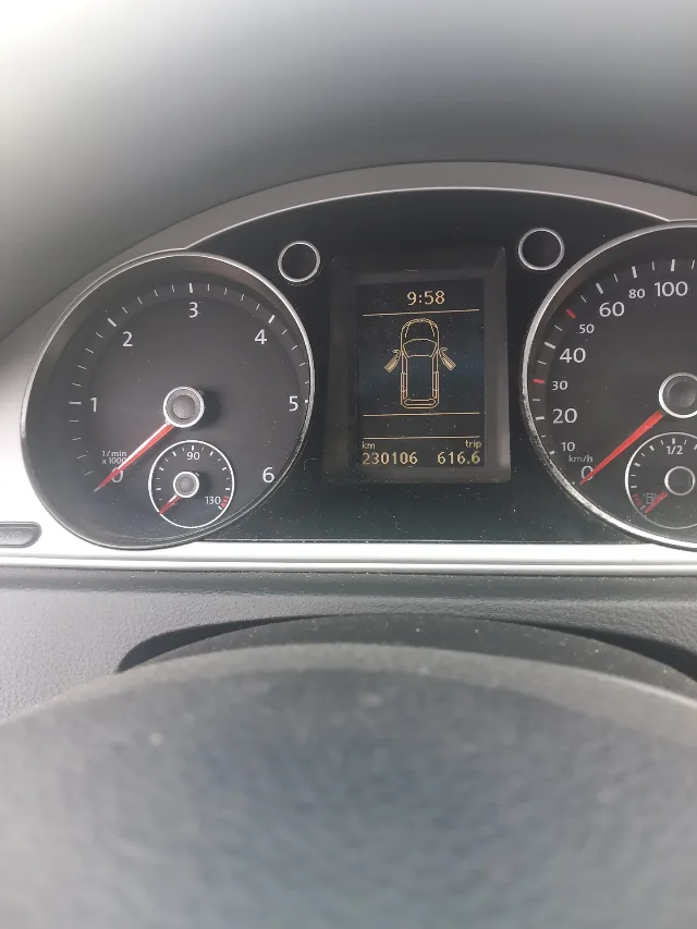 Vw pasat,motor 2.0,an 2013 – fotografia 3 din 5