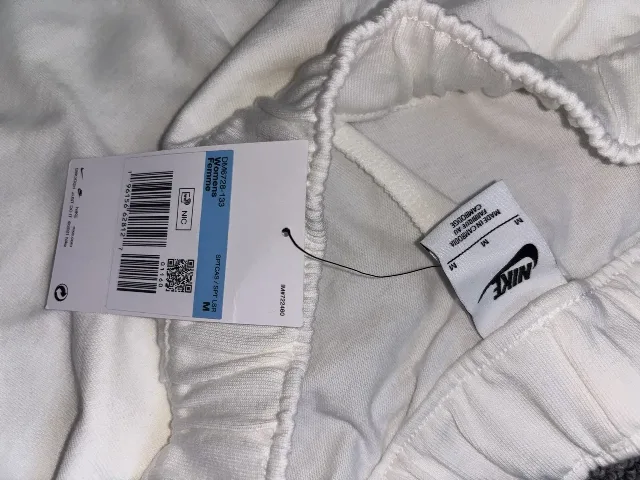 Pantaloni scurți damă Nike – fotografia 6 din 6