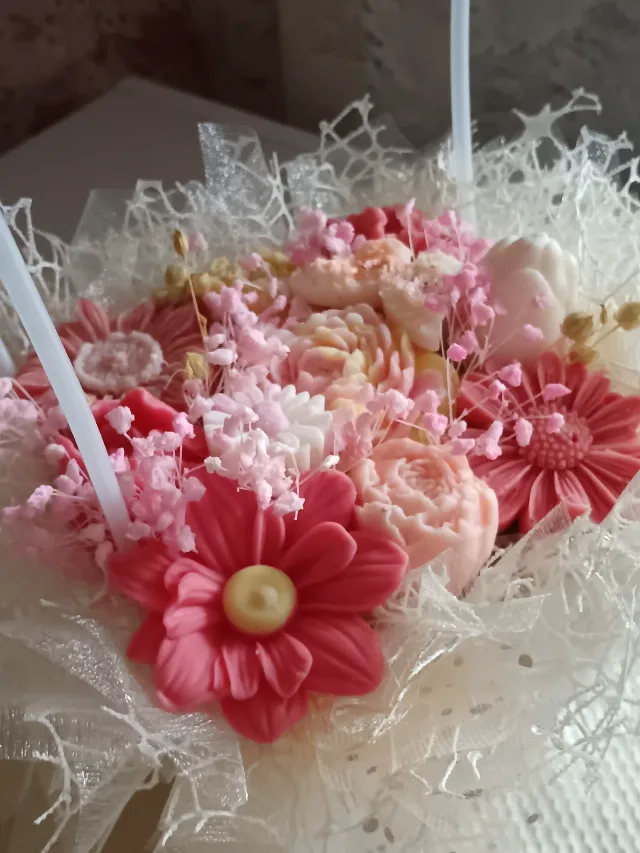 Aranjament floral din ceară naturală de soia – fotografia 3 din 3