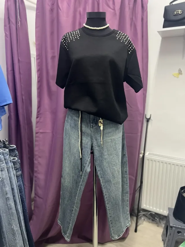 Tricou 70 Ron , blugi 150 – Constanta, Constanța