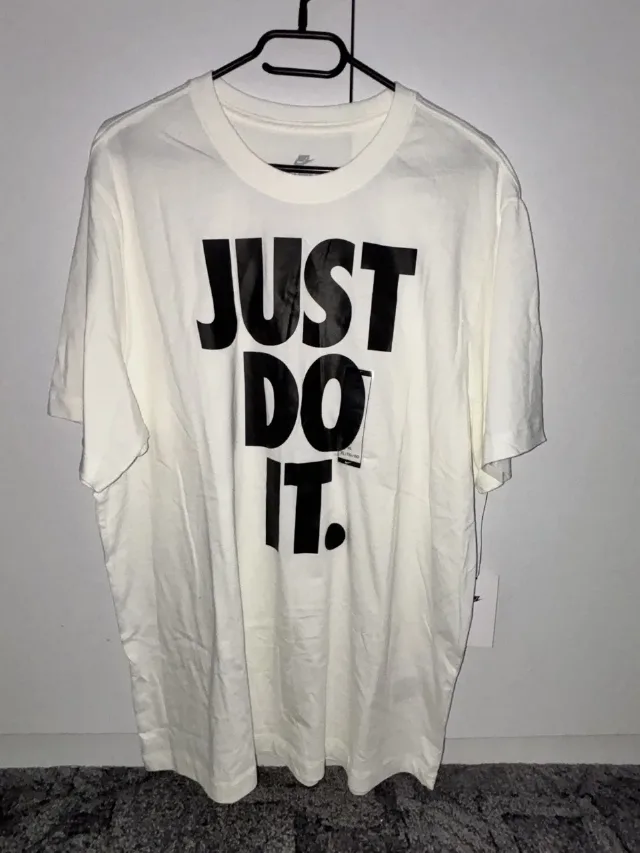 Tricou Nike | marimea M – fotografia 4 din 5