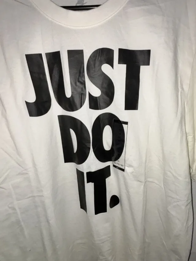 Tricou Nike | marimea M – fotografia 2 din 5