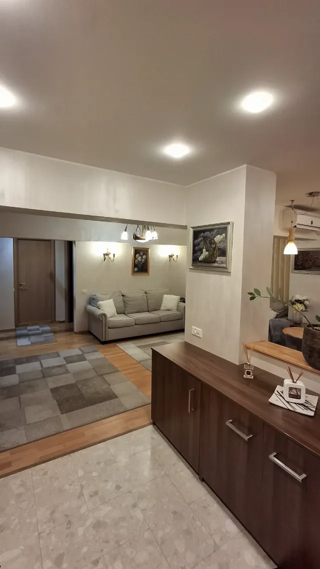 Vând apartament cu doua camere Soseaua Mihai Bravu – Sector 3, București