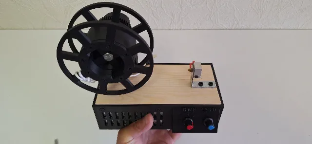 Masina de facut filament din sticle PET – fotografia 4 din 8
