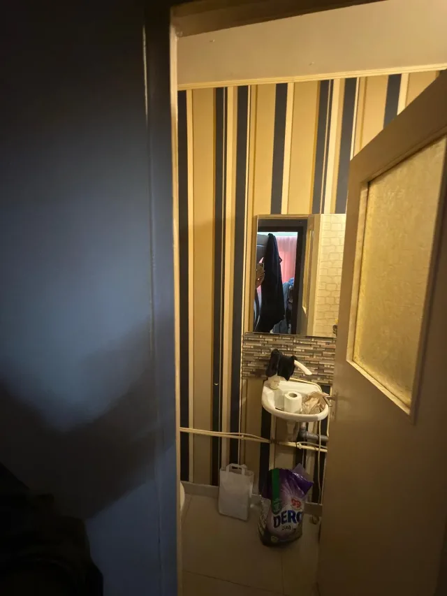 Vând apartament cu 3 camere – fotografia 3 din 8