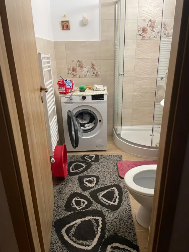 PROPIETAR vind in Brasov garsoniera – fotografia 4 din 5