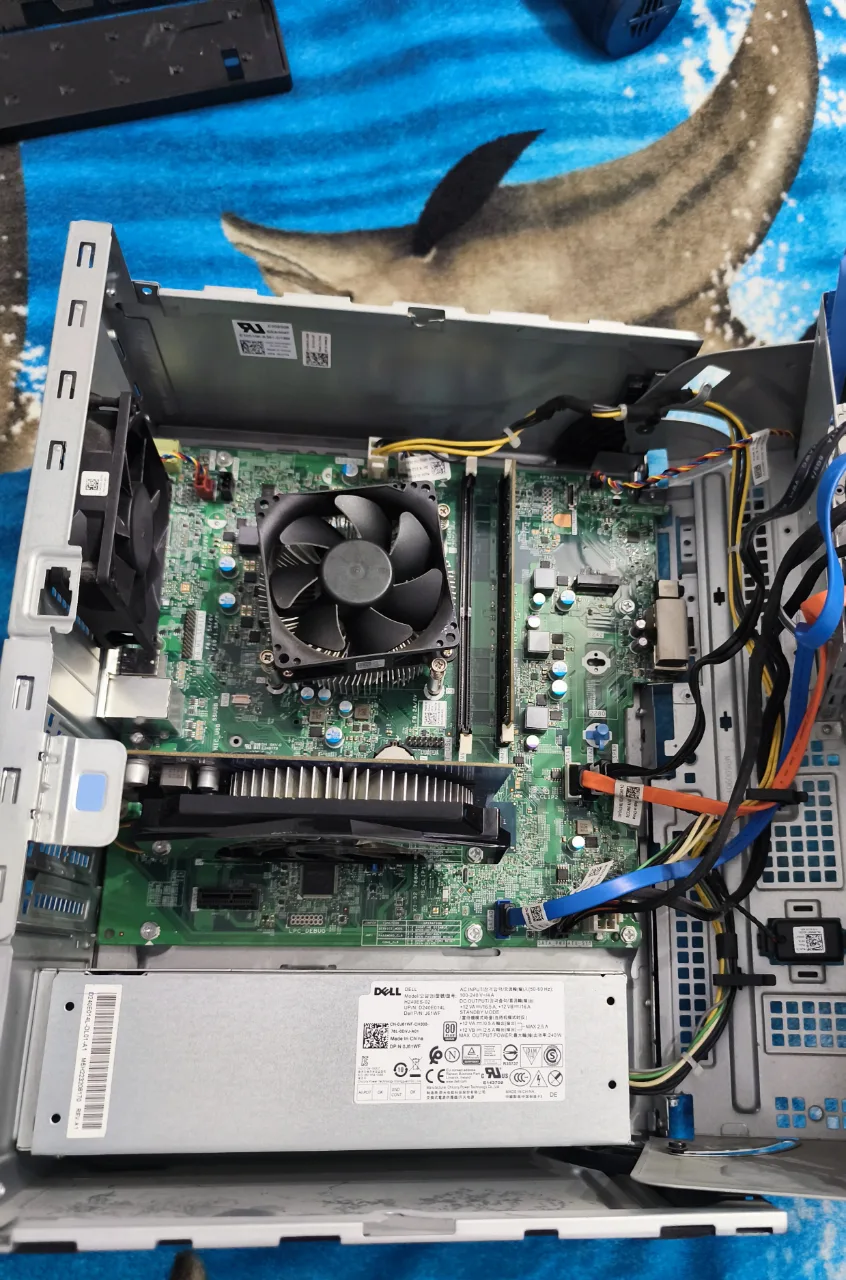 Vând Dell Optiplex 3050 – fotografia 7 din 7