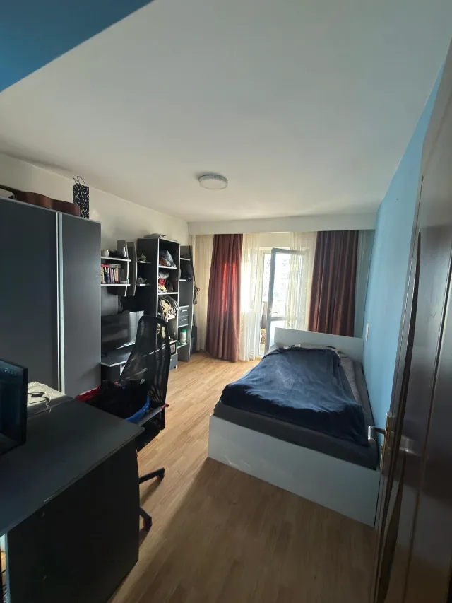 Vând apartament cu 3 camere – fotografia 7 din 8