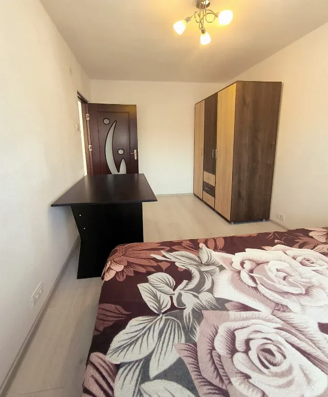 Închiriere apartament 3 camere – zona Astra, Berzei. – fotografia 7 din 8
