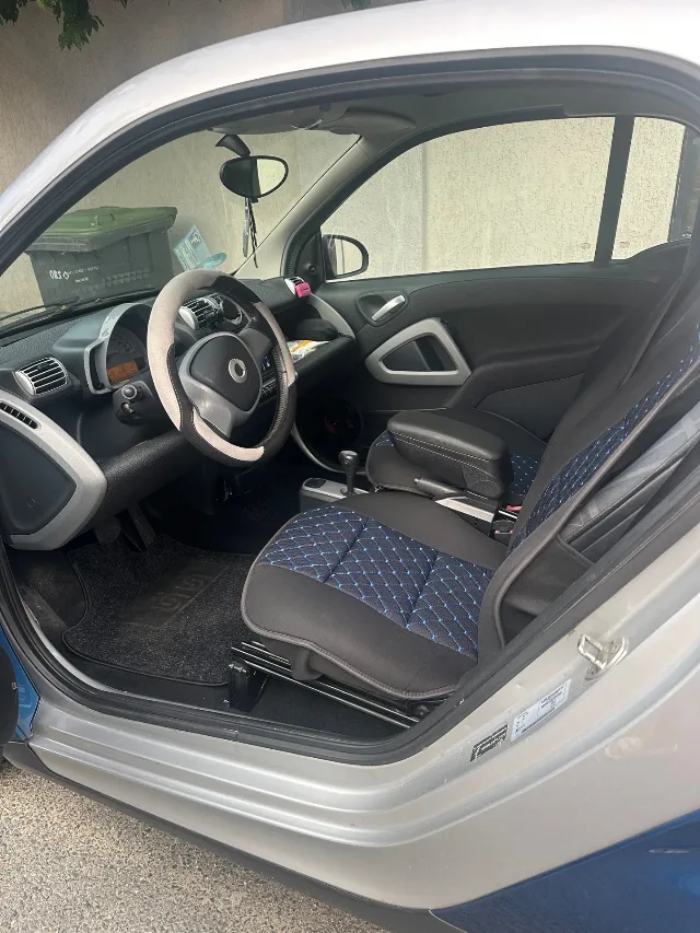 Smart fortwo din 2008 – fotografia 5 din 7