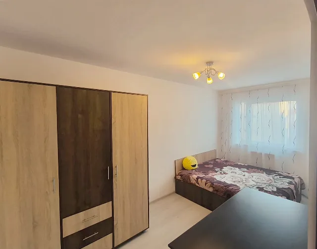 Închiriere apartament 3 camere – zona Astra, Berzei. – fotografia 8 din 8