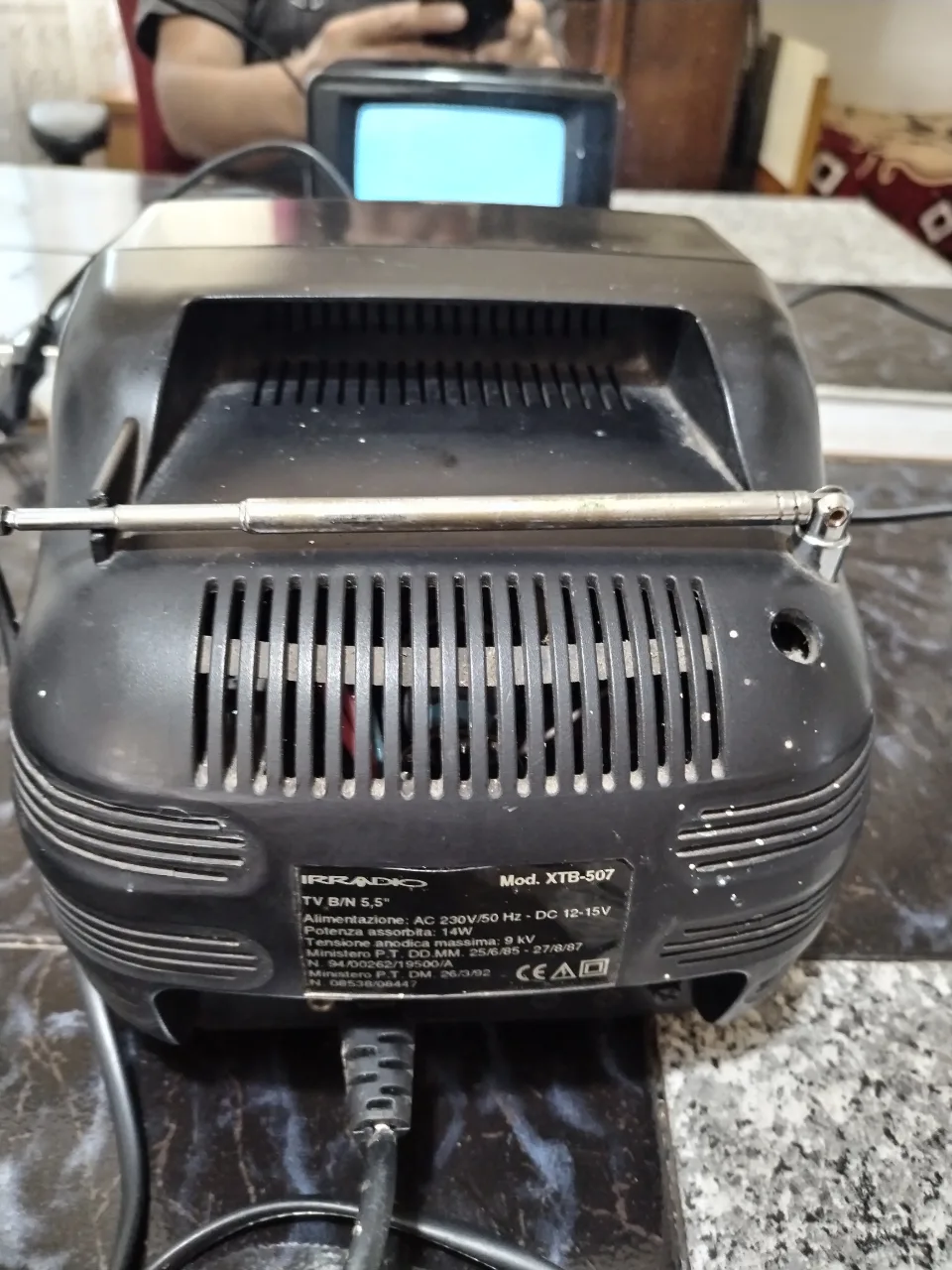 tv alb negru Irradio 13cm – fotografia 5 din 8