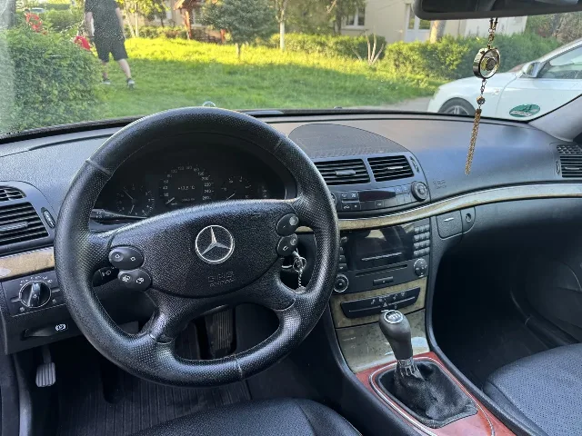 Mercedes w211 an 2007 – fotografia 5 din 8