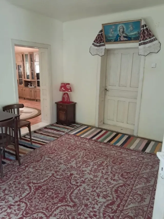Vând casă în loc Tihău – fotografia 7 din 8