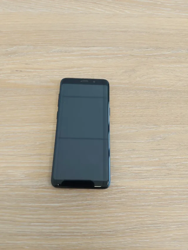 vînd samsung galaxi S9+ pentru piese – fotografia 4 din 5