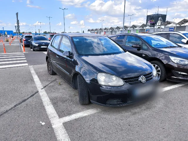 Volkswagen Golf 5 V 1.6 FSI – fotografia 2 din 5