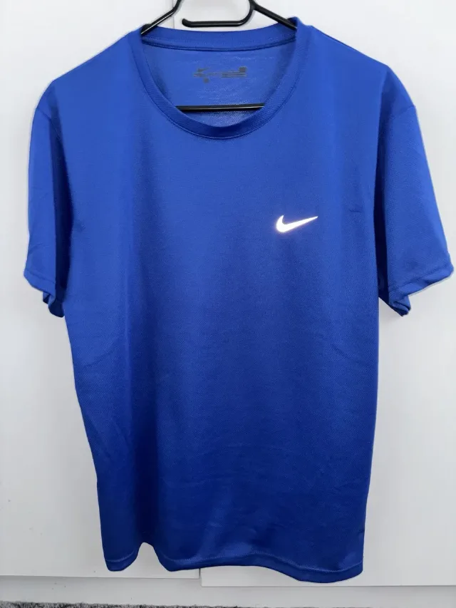 Tricou Nike | marimea M/L – fotografia 4 din 8