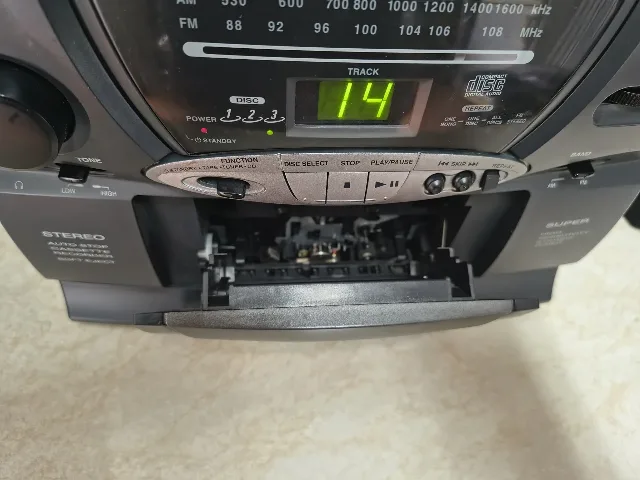 Combină audio vintage Watson CO 6530 – 3 CD-uri, Casetofon și Radio AM/FM – fotografia 6 din 8
