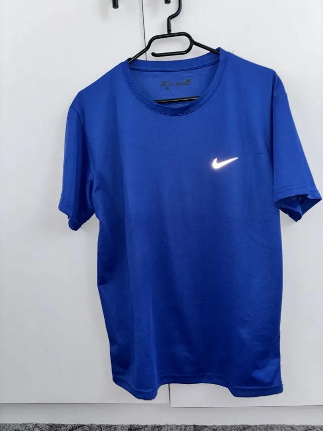 Tricou Nike | marimea M/L – Sector 6, București