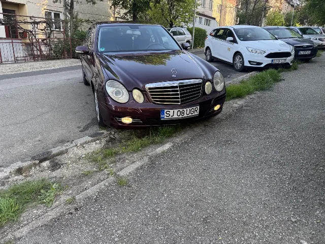 Mercedes w211 an 2007 – fotografia 3 din 8
