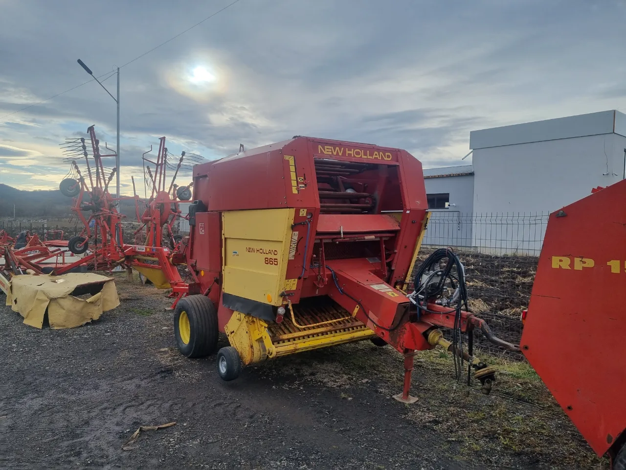 Presa cu camera variabila New Holland – Targu Neamt, Neamț