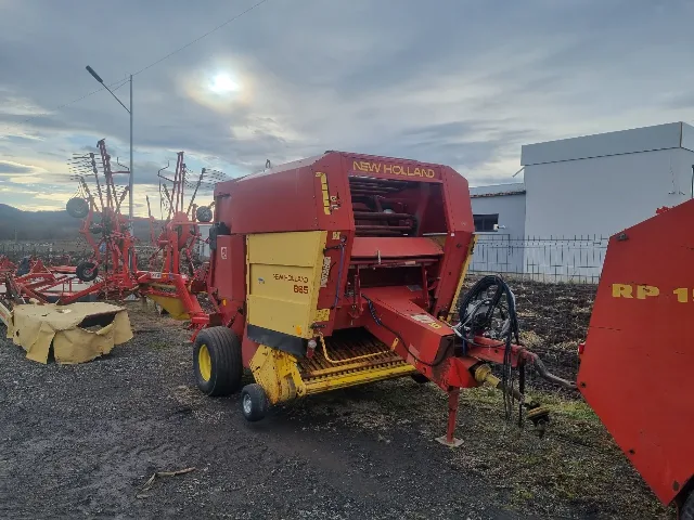 Presa cu camera variabila New Holland – Targu Neamt, Neamț