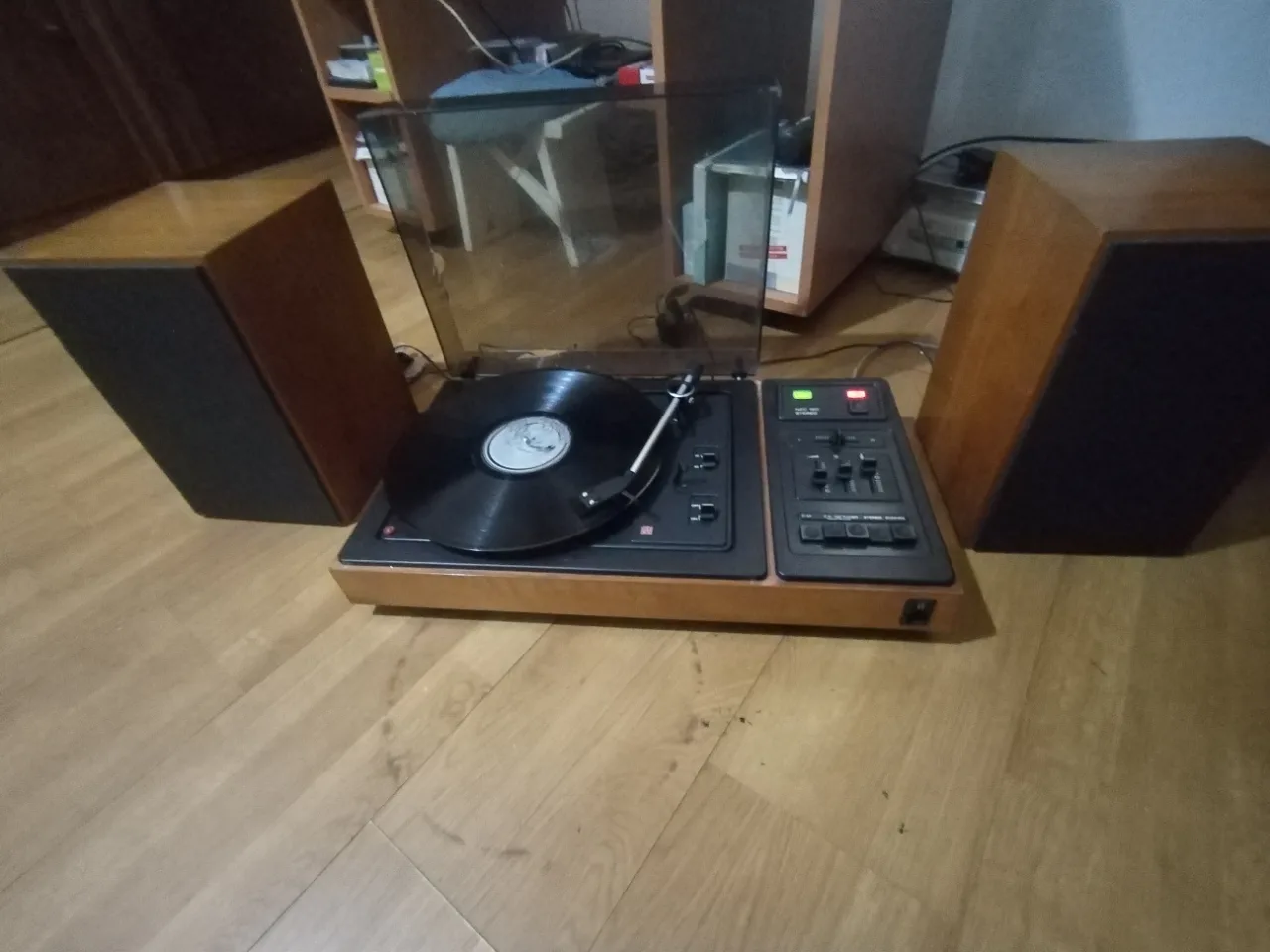 Pick-up Tesla NZC 150 stereo cu boxe – Baia Mare, Maramureș