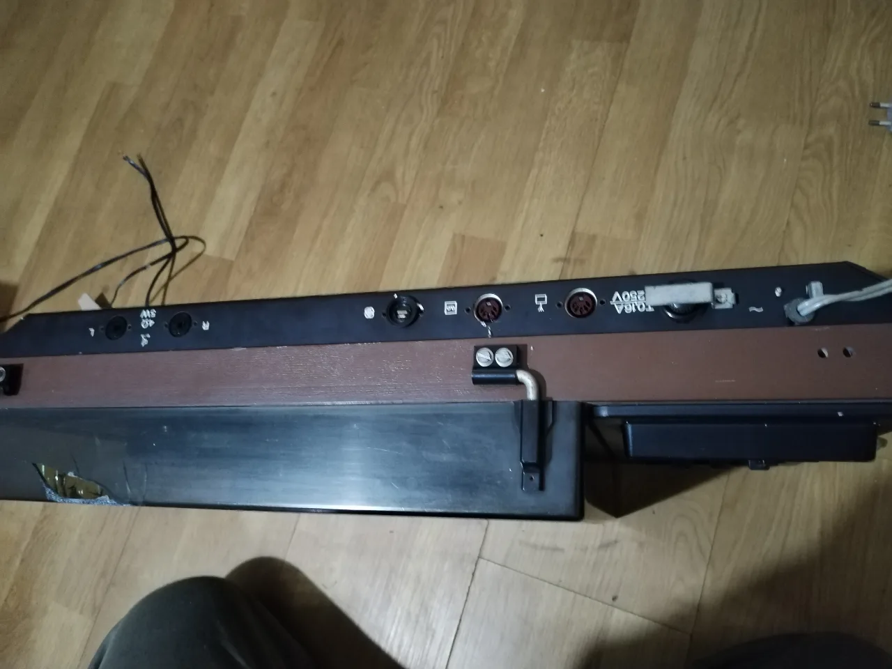 Pick-up Tesla NZC 150 stereo cu boxe – fotografia 7 din 8