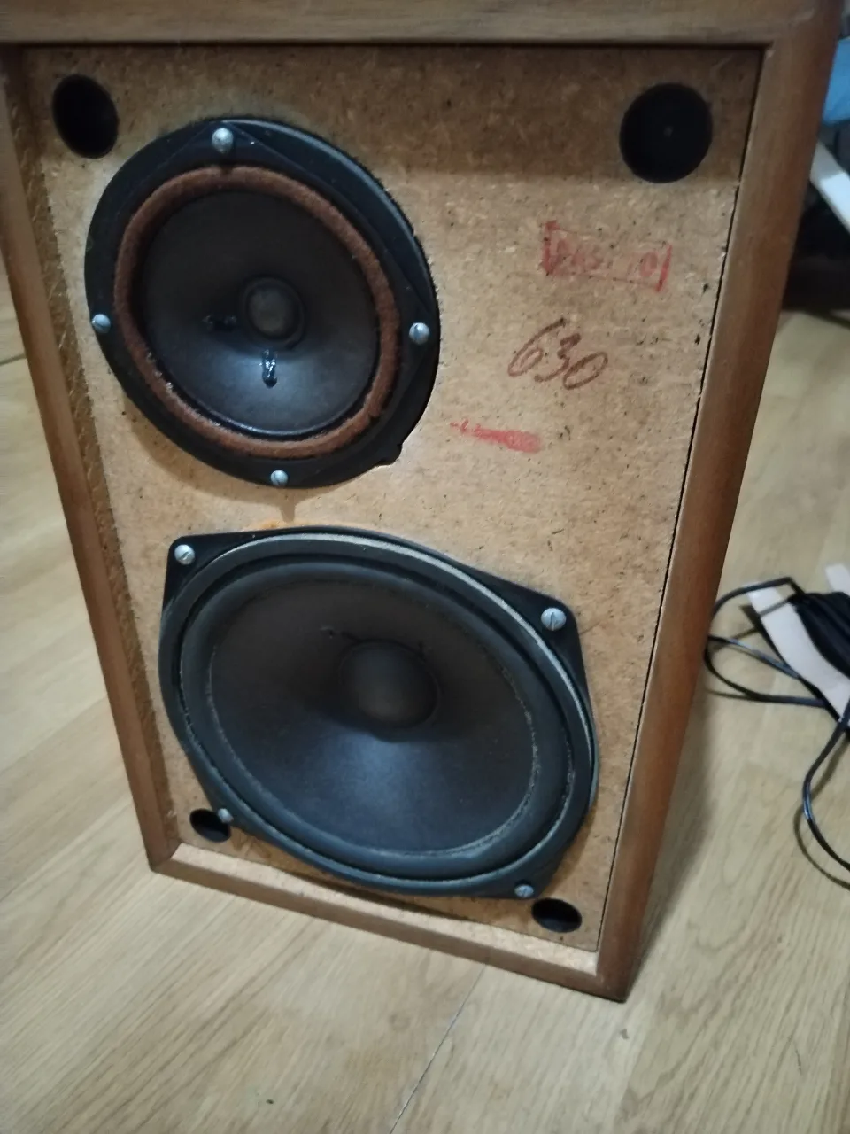 Pick-up Tesla NZC 150 stereo cu boxe – fotografia 6 din 8