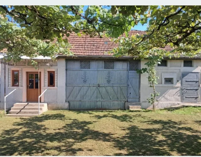 Vând casă în loc Tihău – fotografia 4 din 8