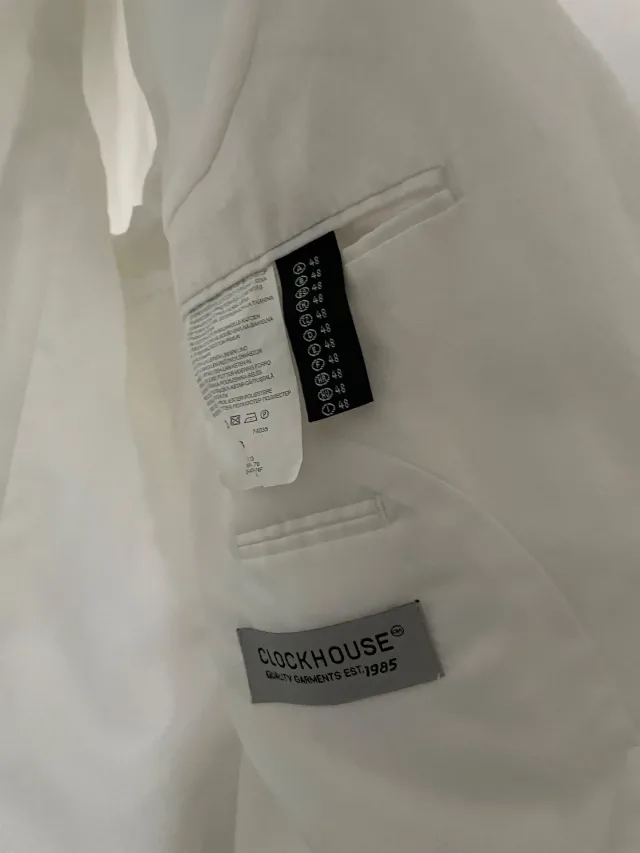 Vind Costum de in – fotografia 5 din 8