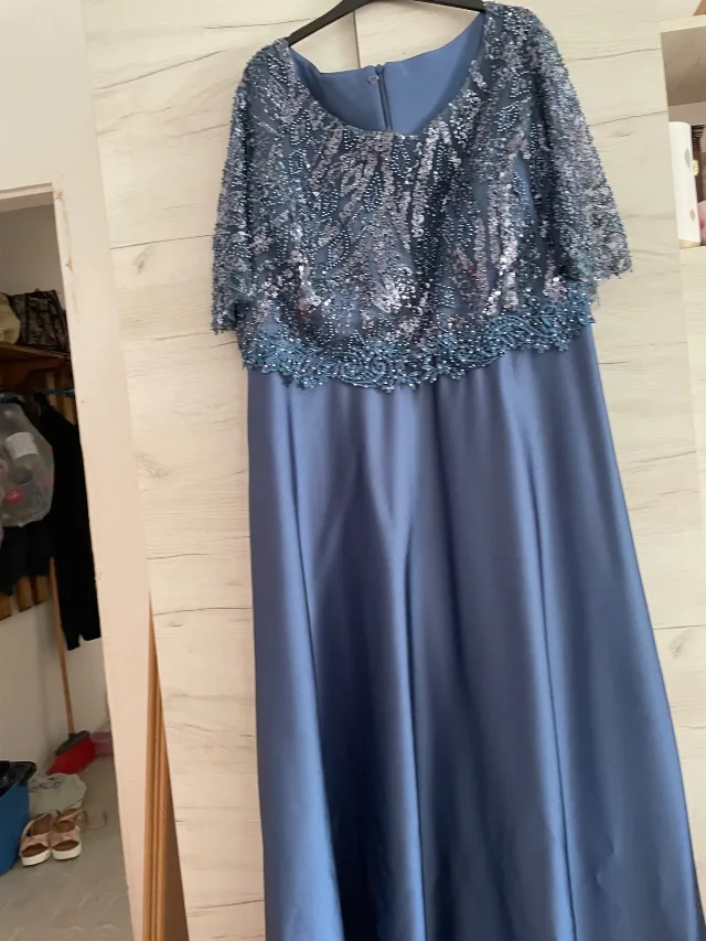 Vind Rochie de gală – fotografia 2 din 3