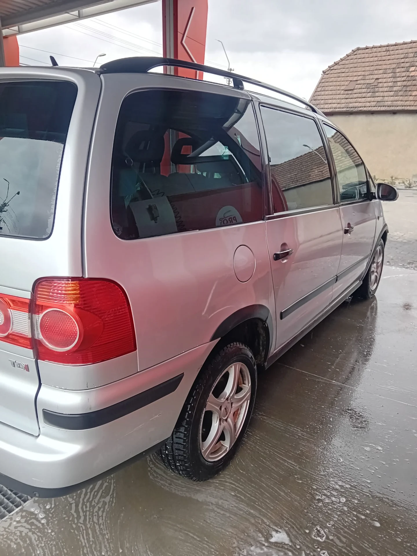 Vand Vw Sharan in stare excelenta 7 locuri – fotografia 1 din 4