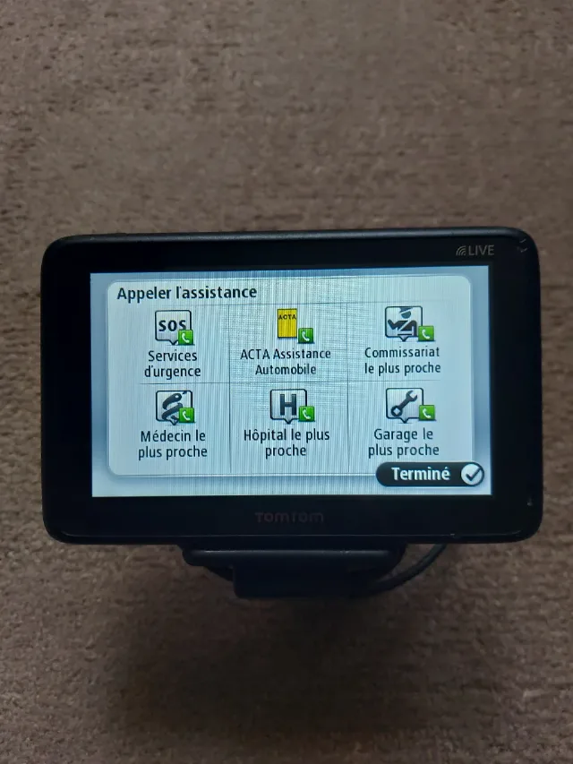 vînd GPS TomTom – fotografia 3 din 8