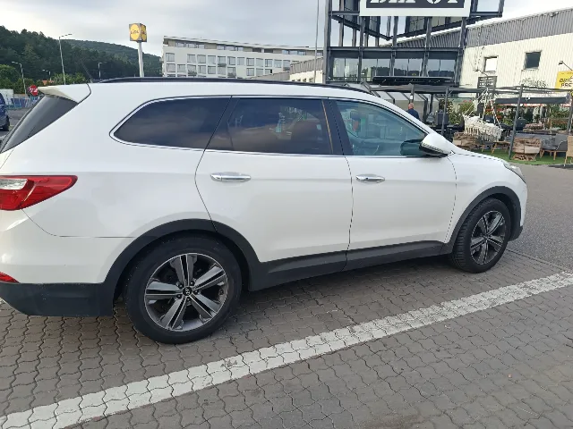 Se vinde Hyundai Grand Santa Fe – fotografia 6 din 8