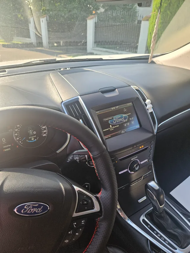 Ford Edge Sport 4x4 ST 2.0 210 CP – fotografia 6 din 8