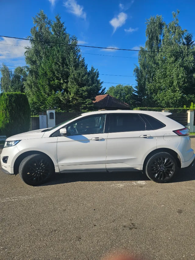 Ford Edge Sport 4x4 ST 2.0 210 CP – fotografia 5 din 8