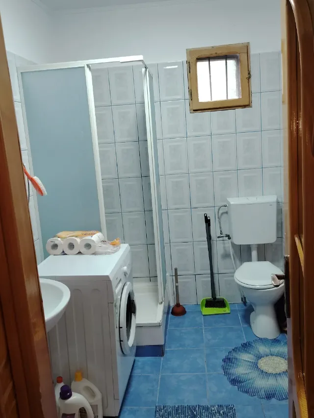 casă /casă de vacanță – fotografia 5 din 8