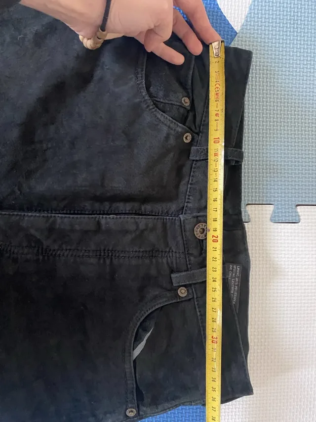Pantaloni din piele intoarsa marime S/M – fotografia 5 din 7