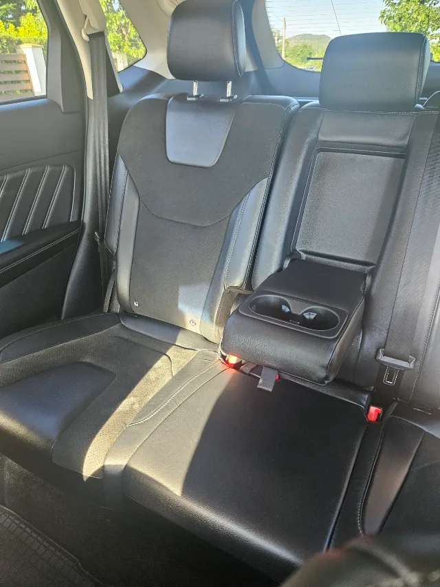Ford Edge Sport 4x4 ST 2.0 210 CP – fotografia 7 din 8