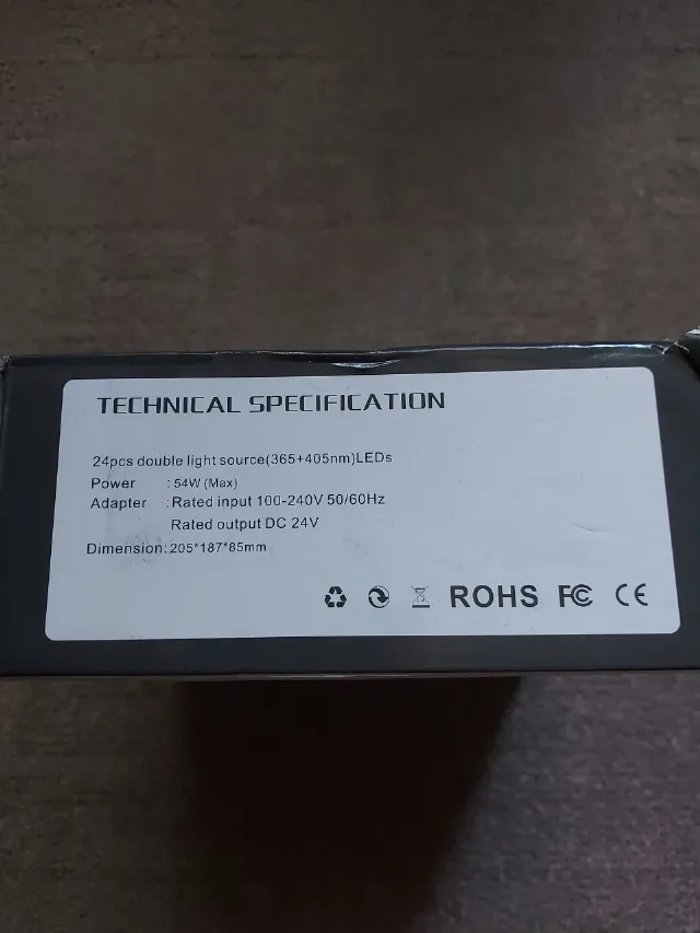 vînd lampă UV nouă – fotografia 3 din 4