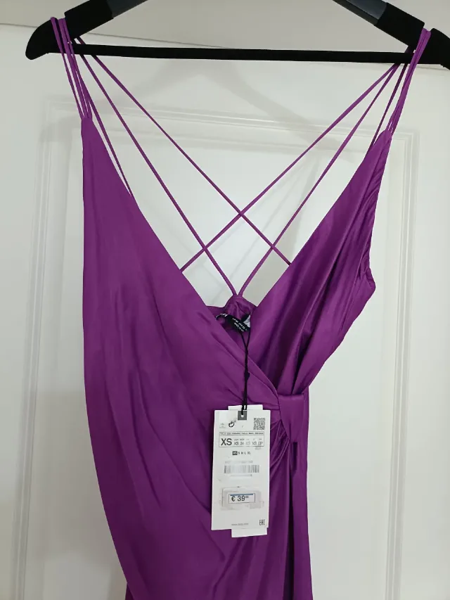 rochie lunga decoltată Zara – fotografia 2 din 4