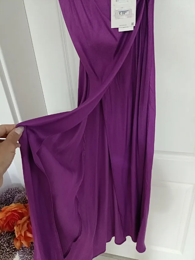 rochie lunga decoltată Zara – fotografia 3 din 4