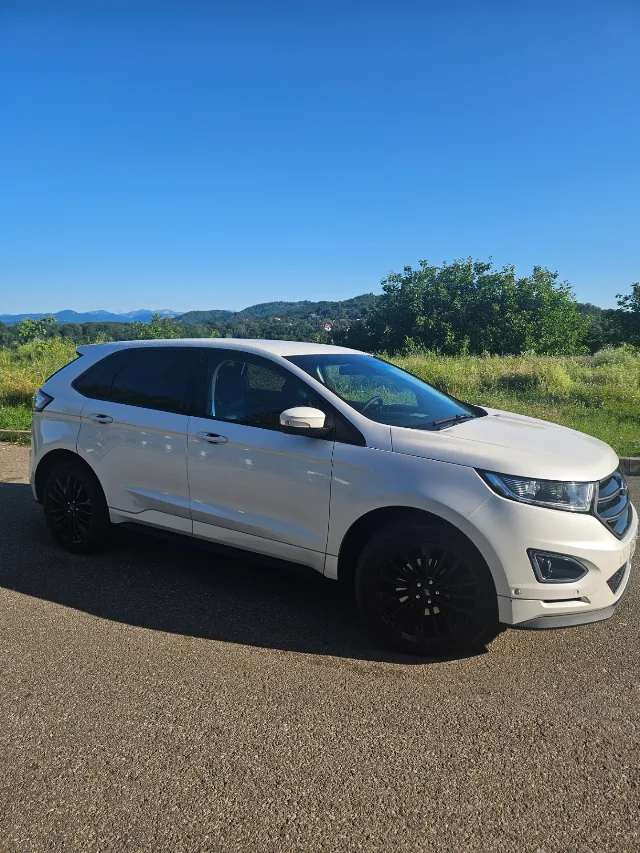 Ford Edge Sport 4x4 ST 2.0 210 CP – fotografia 3 din 8