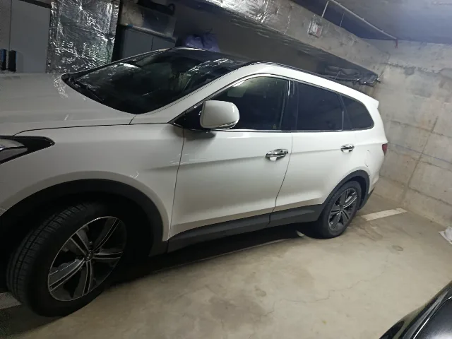 Se vinde Hyundai Grand Santa Fe – fotografia 5 din 8