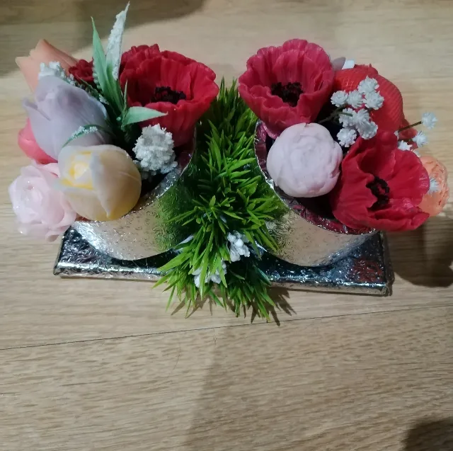 aranjament floral parfumat din baza de săpun – fotografia 2 din 4