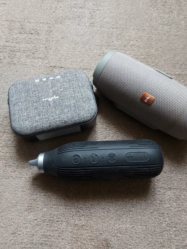 vînd boxe Bluetooth diferite modele – fotografia 5 din 5